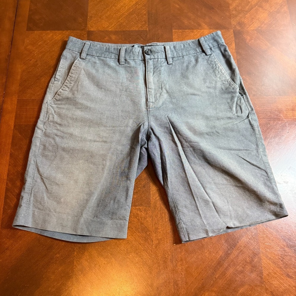 Express Men's Gray Dress Shorts Size 32 Flat Front Casual Button Pockets‎